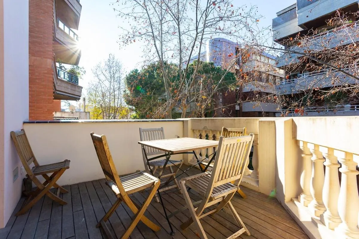 Apartamento Elegant And Peaceful Retreat - Palauet Tres Torres - 1 Barcelona